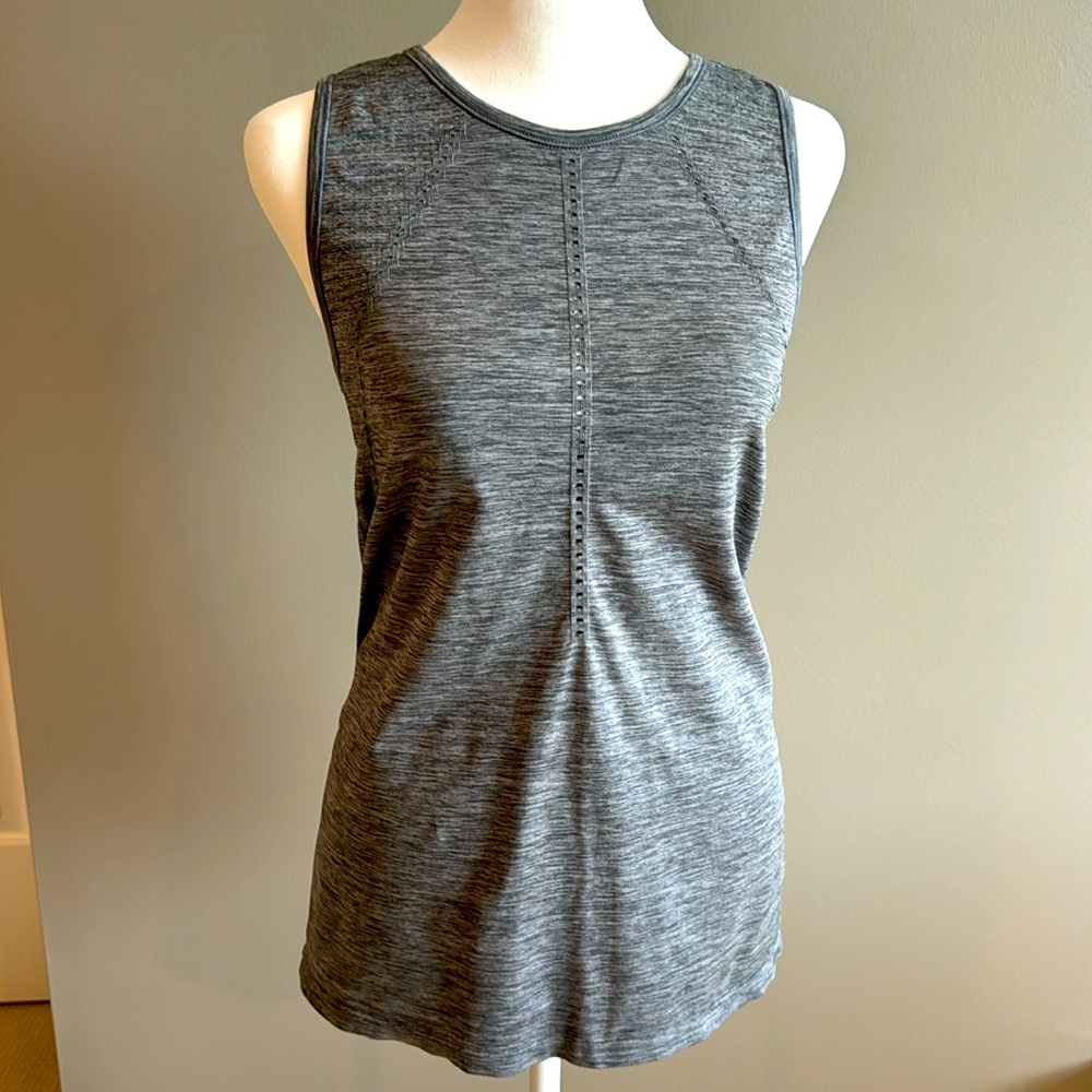 Athleta Shirt Split-back Small
